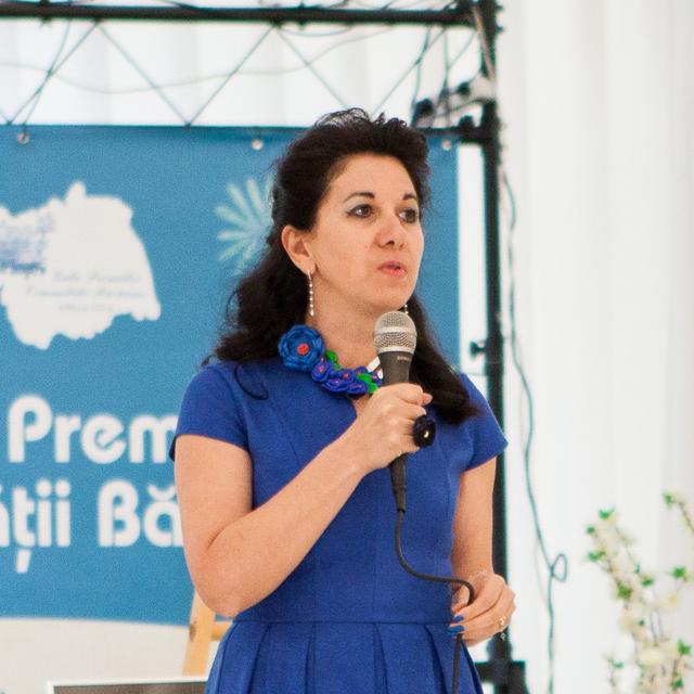 GABRIELA ACHIHĂI